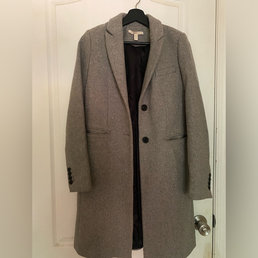 ⛔️SOLD OUT⛔️ Zara trf outerwear coat